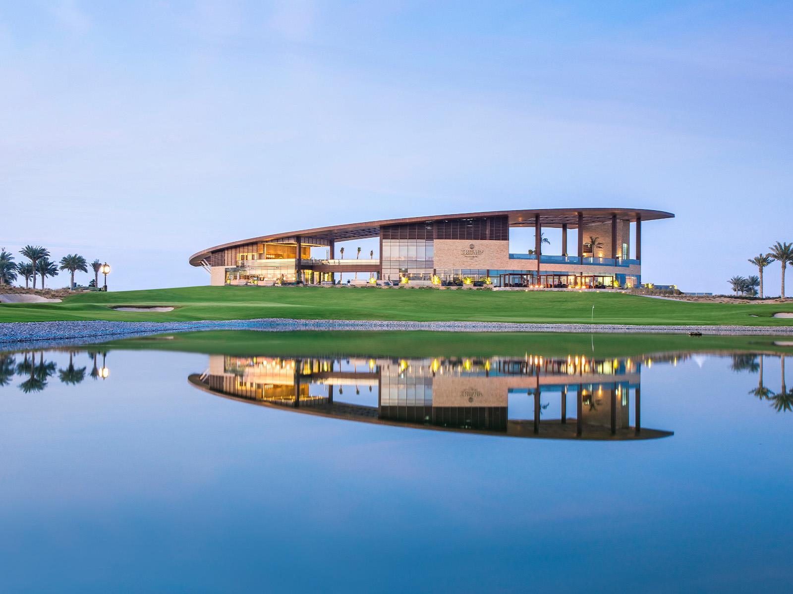Golf Greens trump international golf club